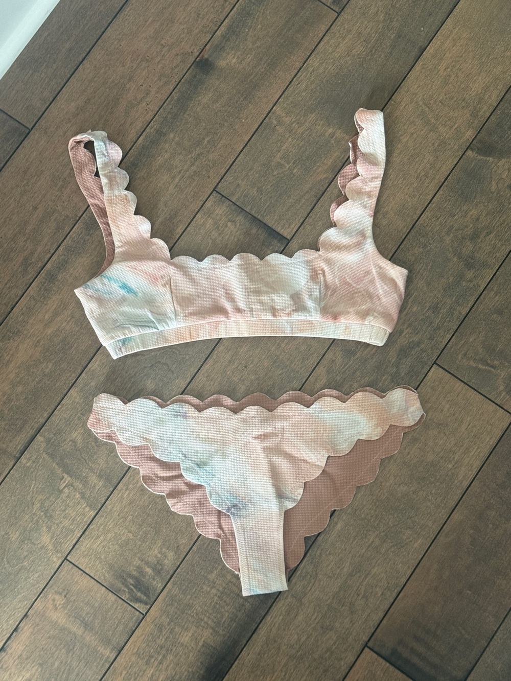 Marysia Swim Scalloped Edge Pastel Marble Print Bikini Set / Size M